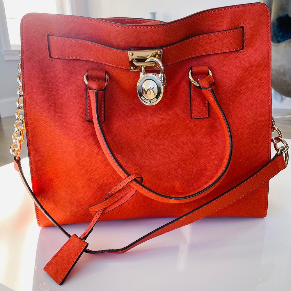 Michael Kors Hamilton Shoulder Bag